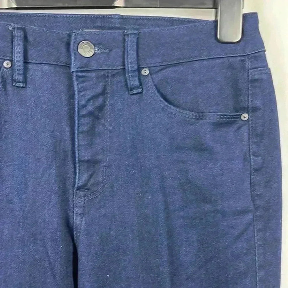 Fade to Blue Women’s Flare Jeans Dark Wash 6 Pockets  Button/Fly Front Trendy - Picture 2 of 11